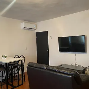 Departamento Acogedor Segundo Piso 2 Recamaras Apartment *