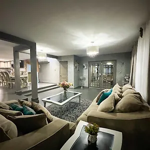 Residencia En Apodaca Nuevo Leon Сasa de vacaciones Monterrey