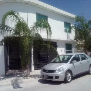 Casa A 7 Min Aeropuerto De * 蒙特雷
